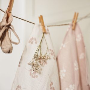 Swaddle Muslin 115x115cm - Twig Wild Rose