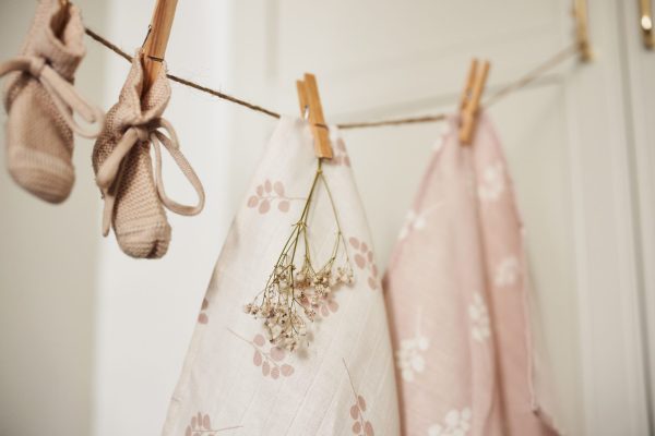 Swaddle Muslin 115x115cm - Twig Wild Rose