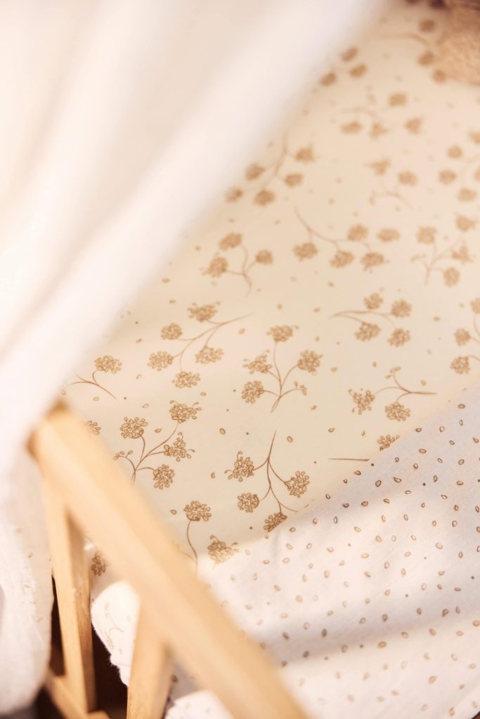 Fitted Sheet 70x140 cm - Leafy Dreams