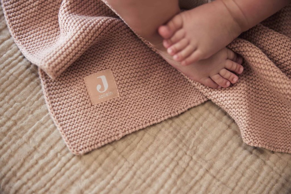 Blanket Cradle 75x100cm - Basic knit Wild rose