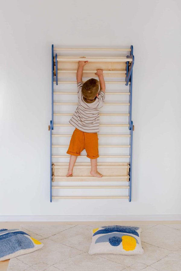PRE-ORDER - Climbing triangle wall set